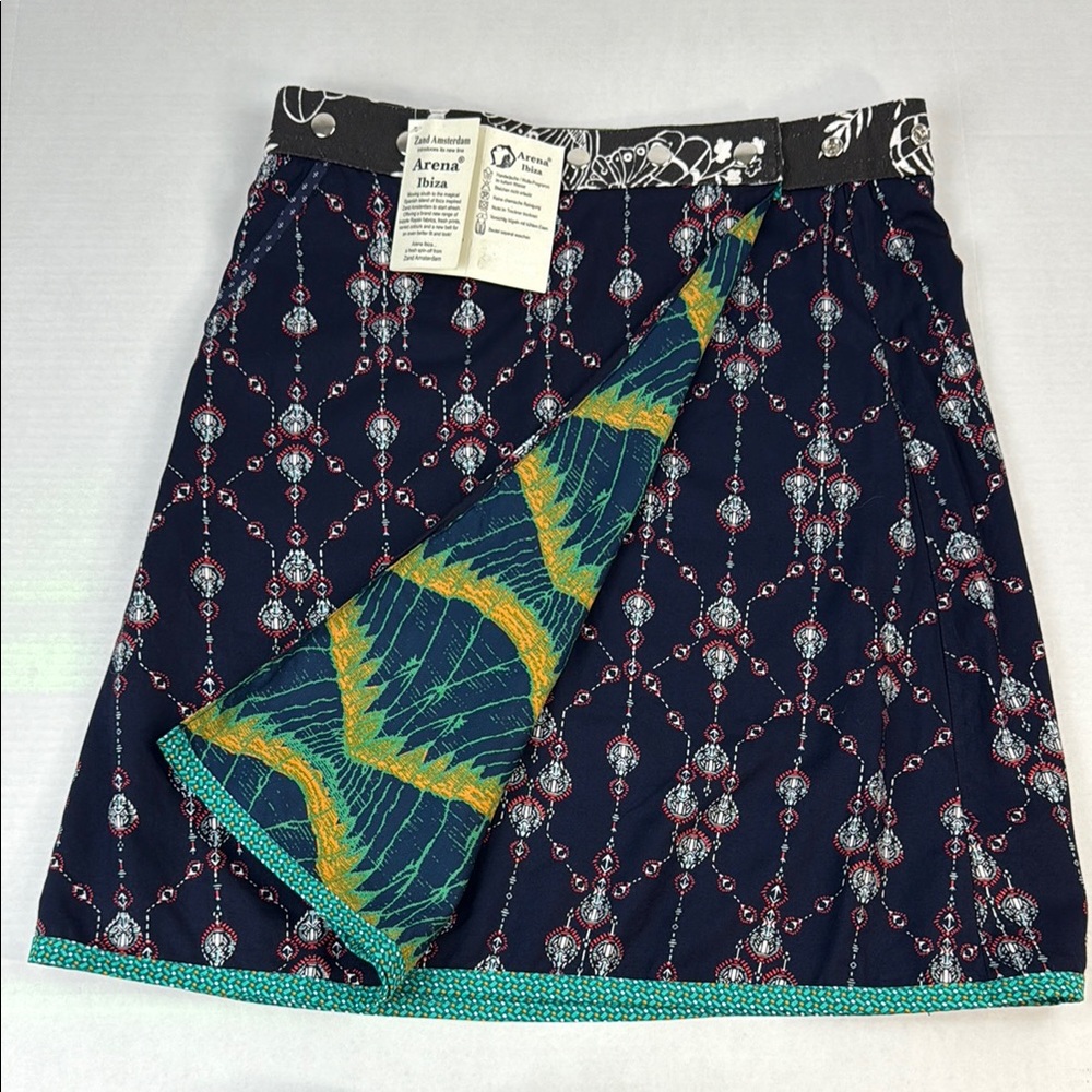 Zand Amsterdam Arena Ibiza Women’s Wrap Skirt One Size Reversible Snap Enclosure